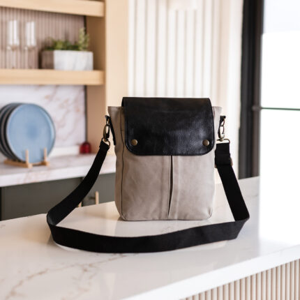 Atlanta Messenger Bag